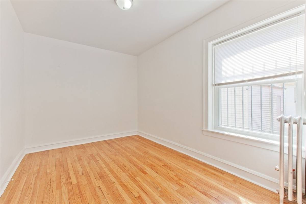 Apartment for rent at 11932 S Stewart Ave, Chicago, IL 60628
