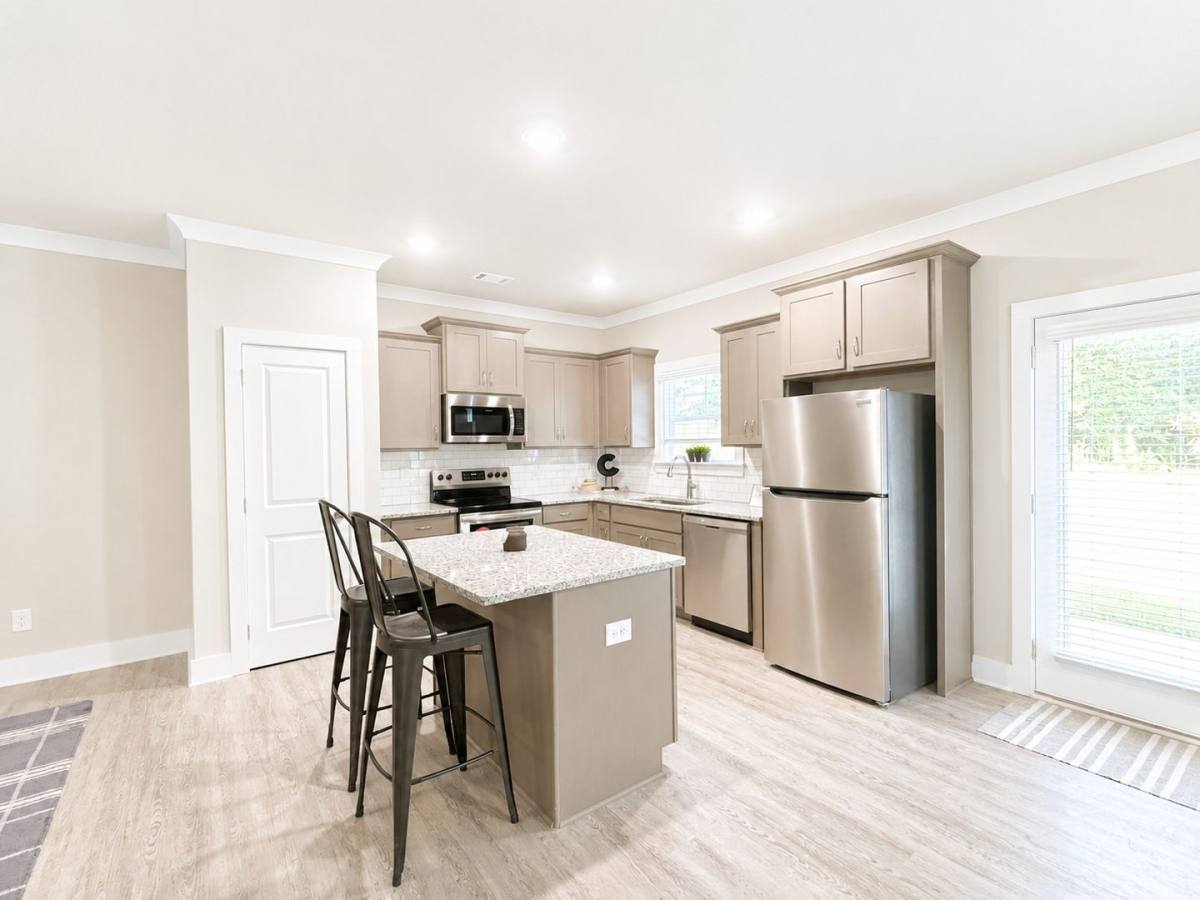 Townhouse for rent at 117 Chase Crossing #7, Cornelia, GA 30531