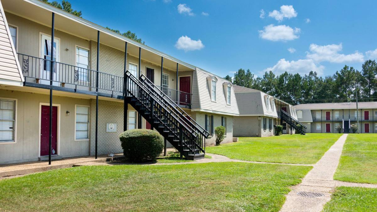 Apartment for rent at 22 Central School Rd, Hattiesburg, MS 39401