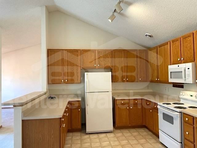 Townhouse for rent at 5422 Elm Grove Ave, Minneapolis, MN 55428