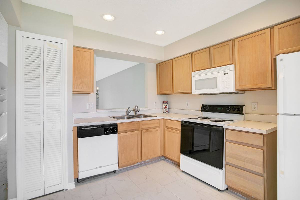 Condo for rent at 13324 Fairway Glen Dr #101, Orlando, FL 32824