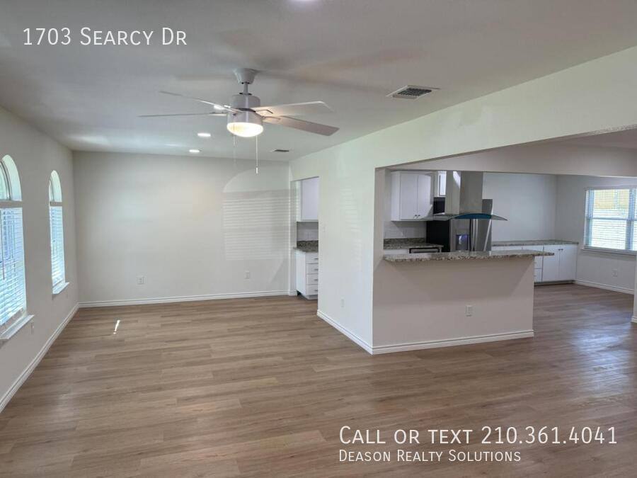 House for rent at 1703 Searcy Dr, San Antonio, TX 78232