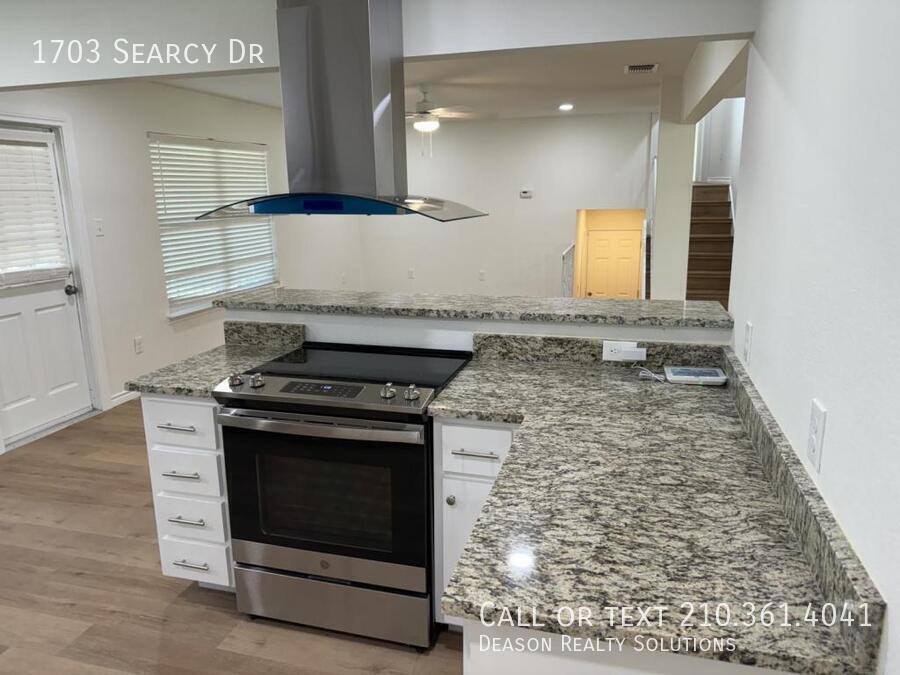House for rent at 1703 Searcy Dr, San Antonio, TX 78232