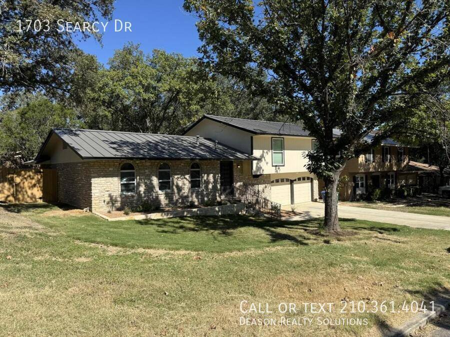 House for rent at 1703 Searcy Dr, San Antonio, TX 78232