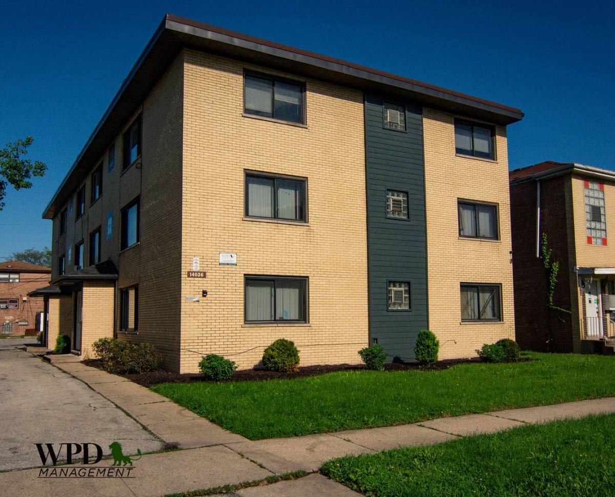 Apartment for rent at 14108-10 S Tracy Ave, Riverdale, IL 60827