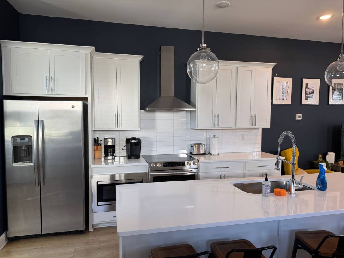 Townhouse for rent at 2128 24th Ave N, Nashville, TN 37208