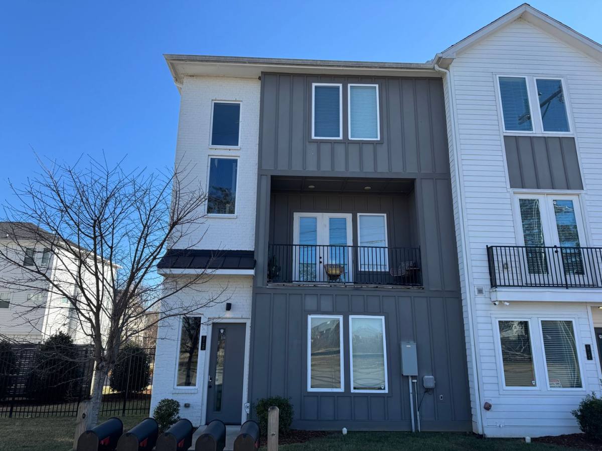 Townhouse for rent at 2128 24th Ave N, Nashville, TN 37208