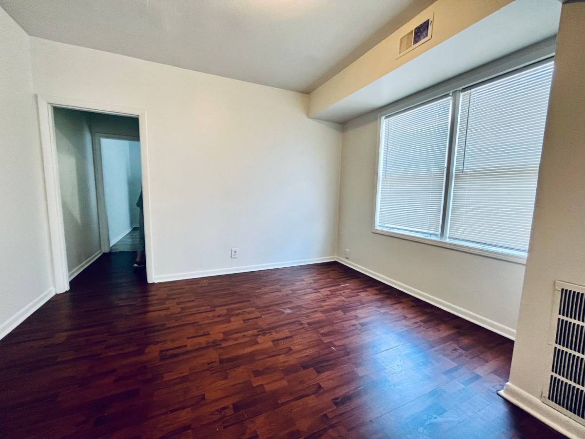 Apartment for rent at 307 Woodbine St, Louisville, KY 40203