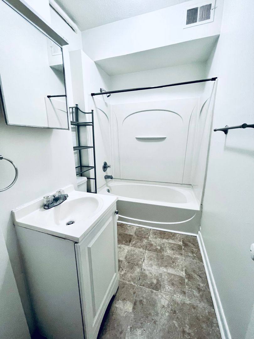 Apartment for rent at 307 Woodbine St, Louisville, KY 40203
