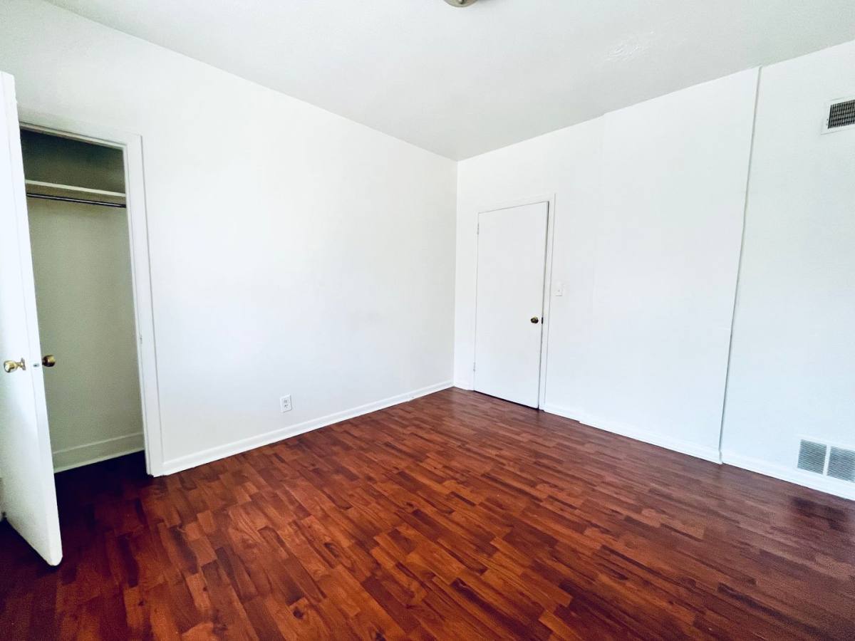 Apartment for rent at 307 Woodbine St, Louisville, KY 40203