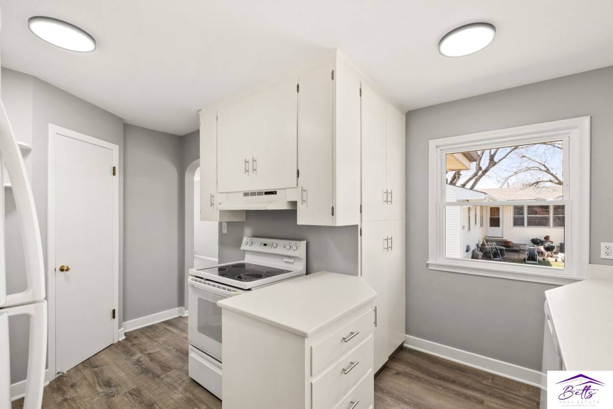 Apartment for rent at 4216-4220 Vinton St, Omaha, NE 68105