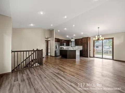 House for rent at 117 Mill Rd, Waconia, MN 55387
