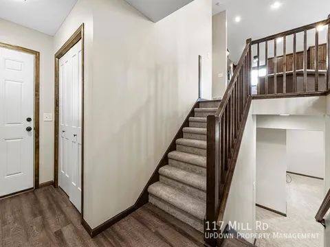 House for rent at 117 Mill Rd, Waconia, MN 55387