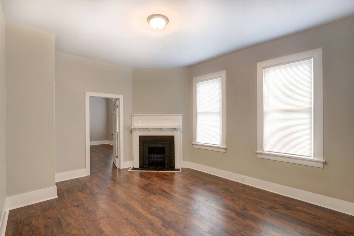 Apartment for rent at 612 W Victory Dr, Savannah, GA 31405