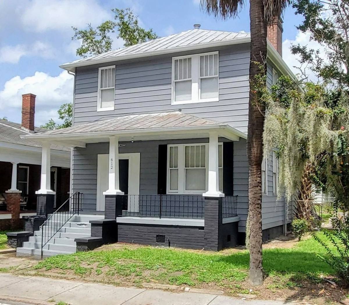 Apartment for rent at 612 W Victory Dr, Savannah, GA 31405