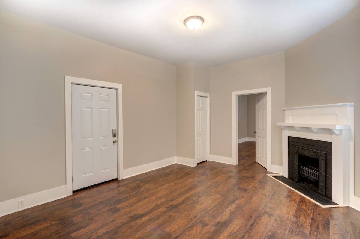 Apartment for rent at 612 W Victory Dr, Savannah, GA 31405