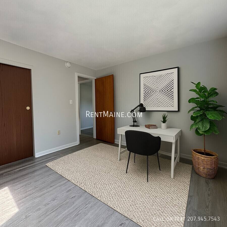 Apartment for rent at 7 Gilchrest St Place #5, Thomaston, ME 04861