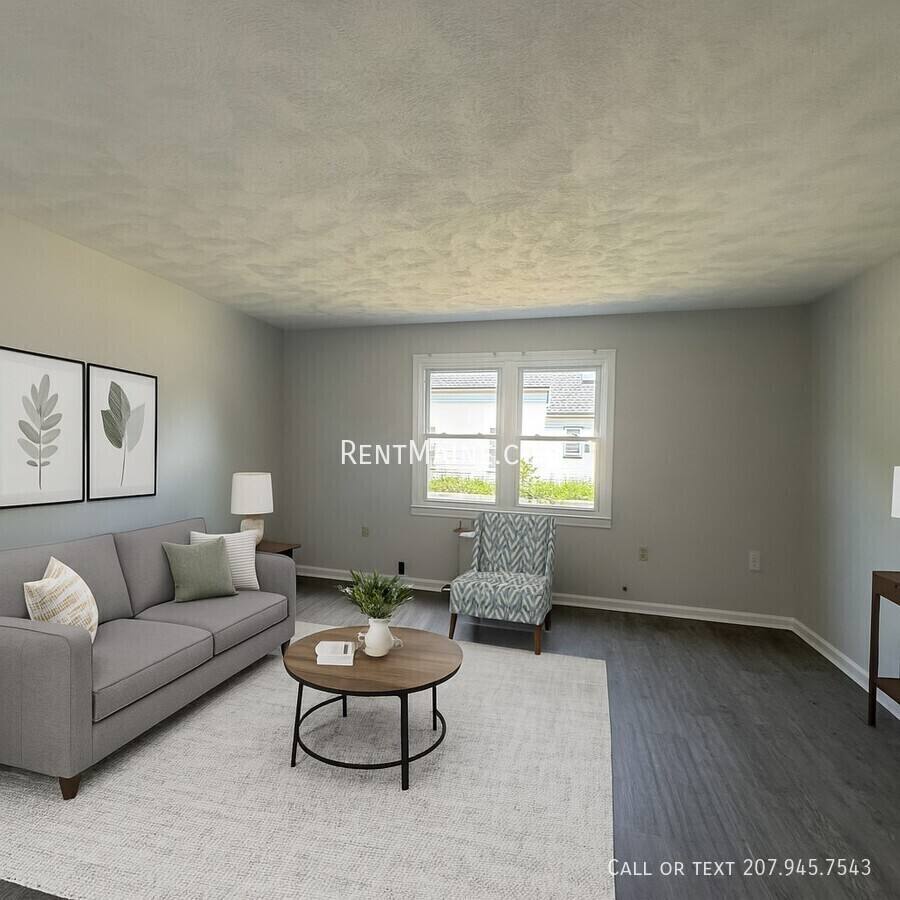 Apartment for rent at 7 Gilchrest St Place #5, Thomaston, ME 04861