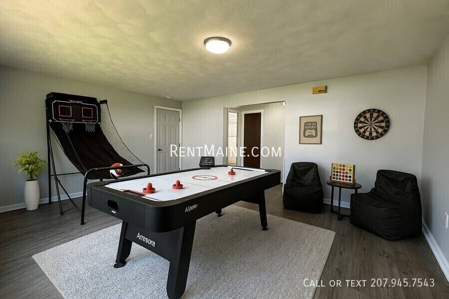 Apartment for rent at 7 Gilchrest St Place #5, Thomaston, ME 04861