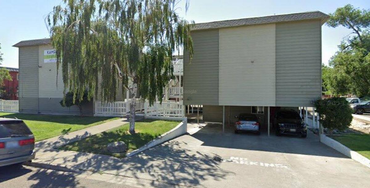 Apartment for rent at 609 N Tweedt St, Kennewick, WA 99336