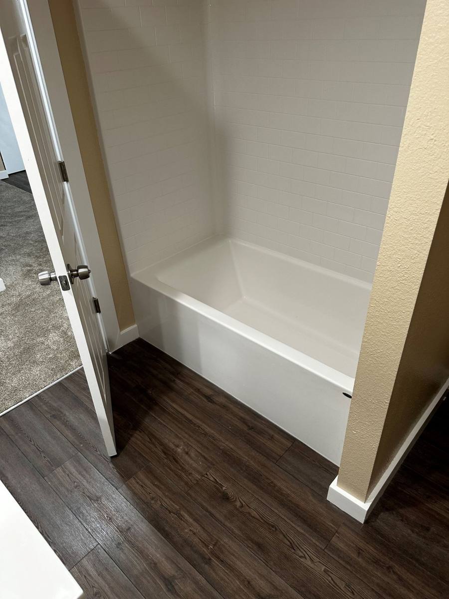 Apartment for rent at 609 N Tweedt St, Kennewick, WA 99336
