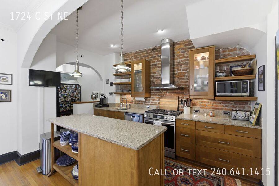 Townhouse for rent at 1724 C St NE, Washington, DC 20002