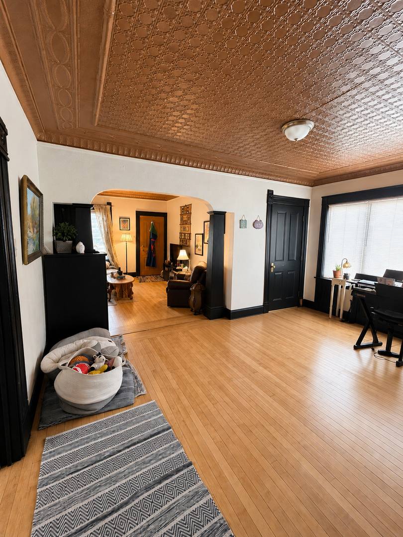 Townhouse for rent at 1117 E Potter Ave, Milwaukee, WI 53207
