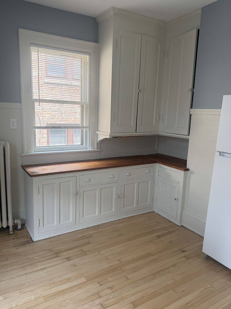 Apartment for rent at 2931 N Bartlett Ave, Milwaukee, WI 53211