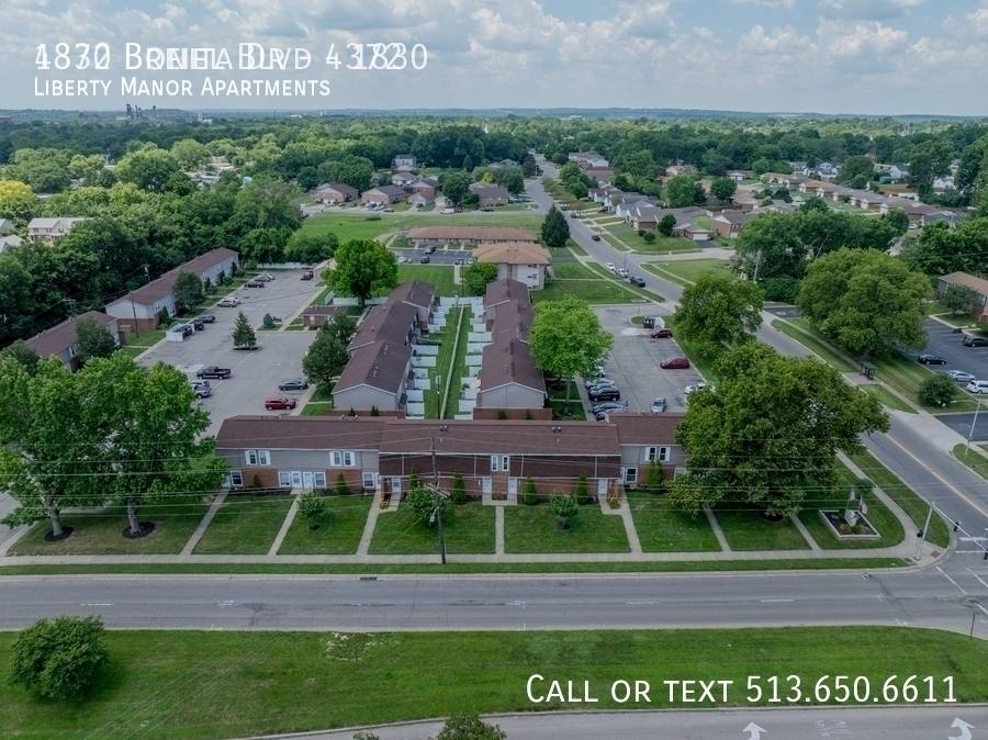 Townhouse for rent at 1830 Breiel Blvd, Middletown, OH 45044