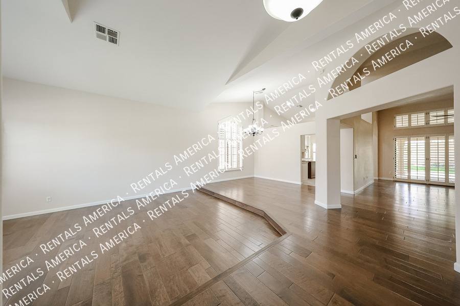 House for rent at 1635 W Wisteria Dr, Chandler, AZ 85248
