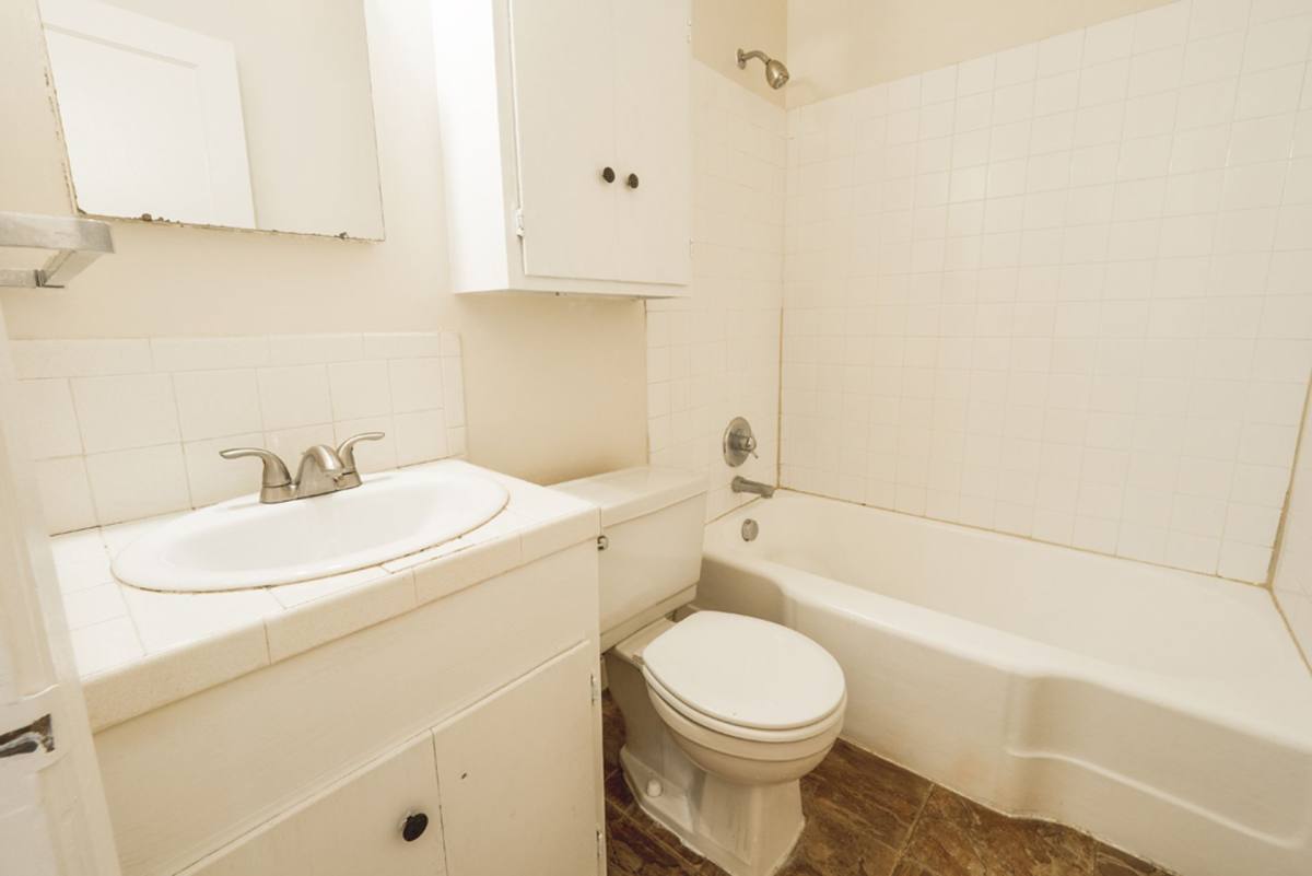 Apartment for rent at 308 E 28th St, Vancouver, WA 98663