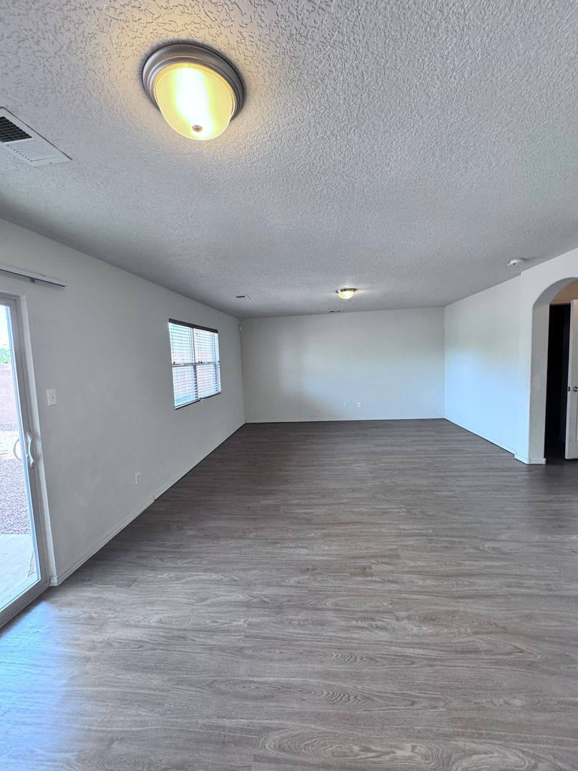 House for rent at 810 Purple Aster Ave SW, Los Lunas, NM 87031