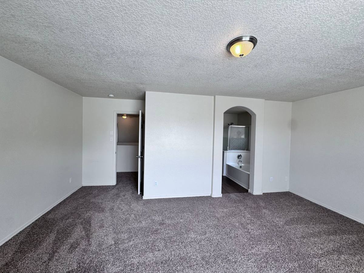 House for rent at 810 Purple Aster Ave SW, Los Lunas, NM 87031