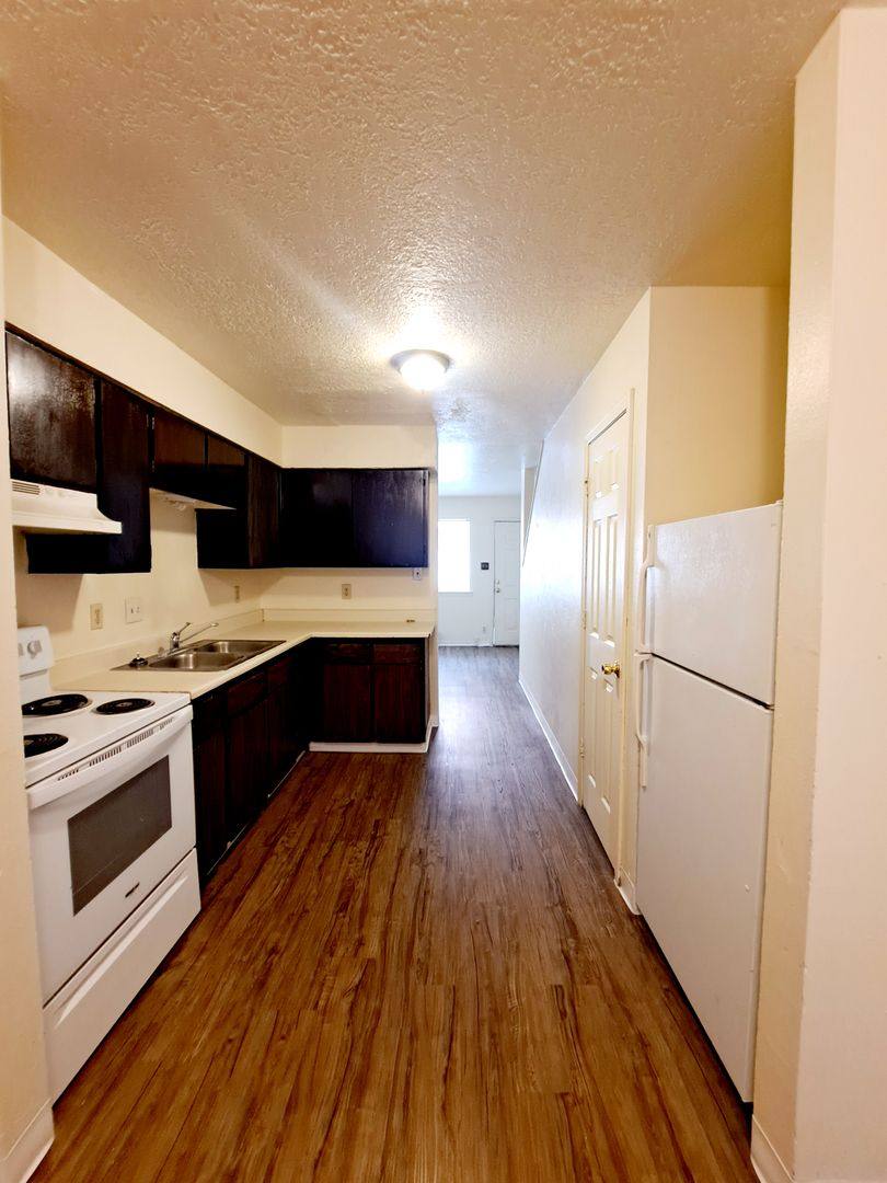 Apartment for rent at 232 63rd St NW, Albuquerque, NM 87105