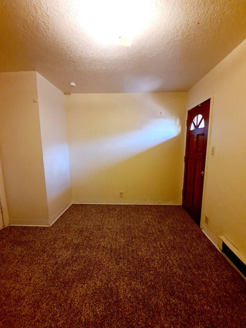 Apartment for rent at 232 63rd St NW, Albuquerque, NM 87105