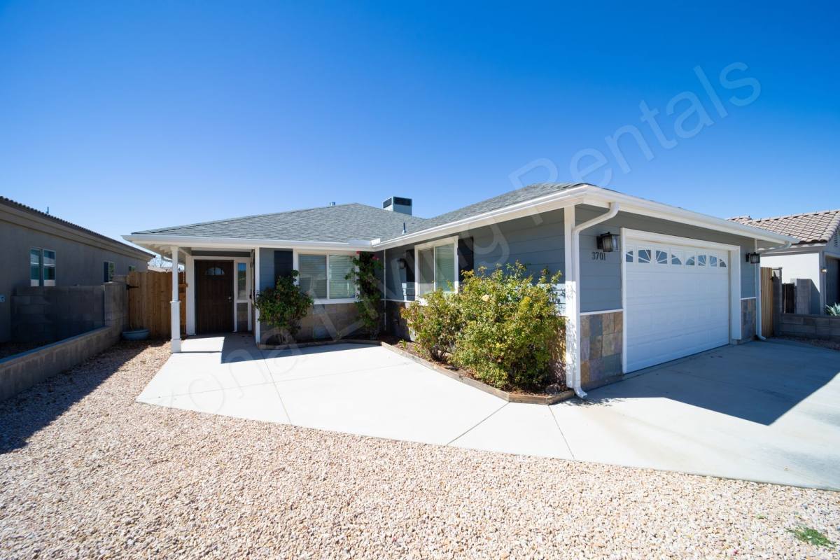House for rent at 3701 N Lomita St, Kingman, AZ 86409