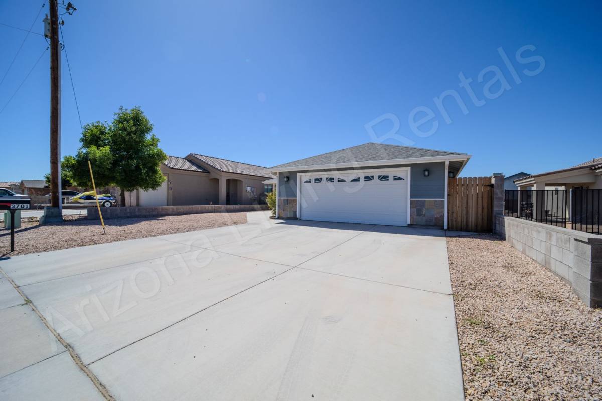 House for rent at 3701 N Lomita St, Kingman, AZ 86409