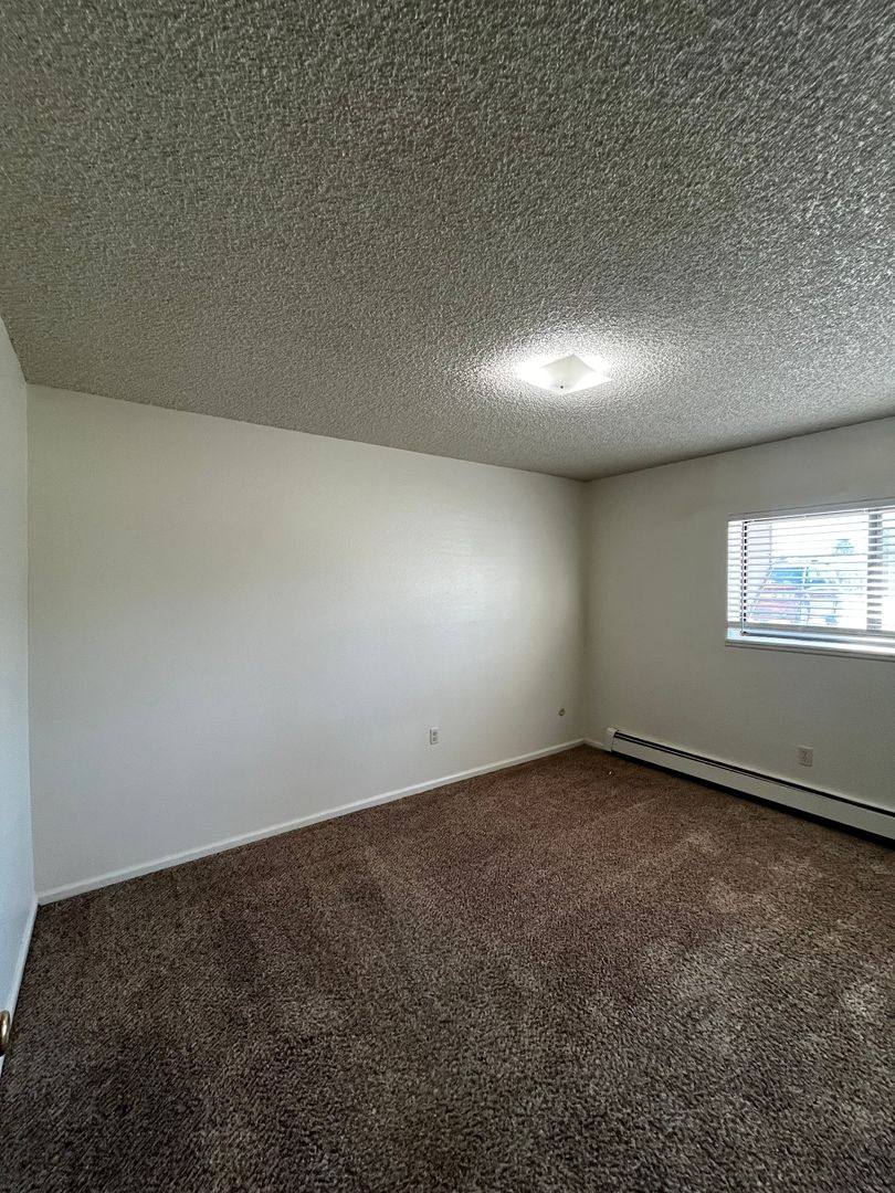 Apartment for rent at 4400 Parkview Dr, Cheyenne, WY 82001