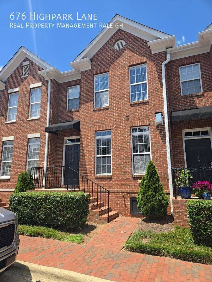 Townhouse for rent at 676 Highpark Lane, Raleigh, NC 27608