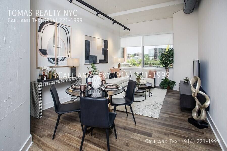 Apartment for rent at 1 Martine Ave, White Plains, NY 10606