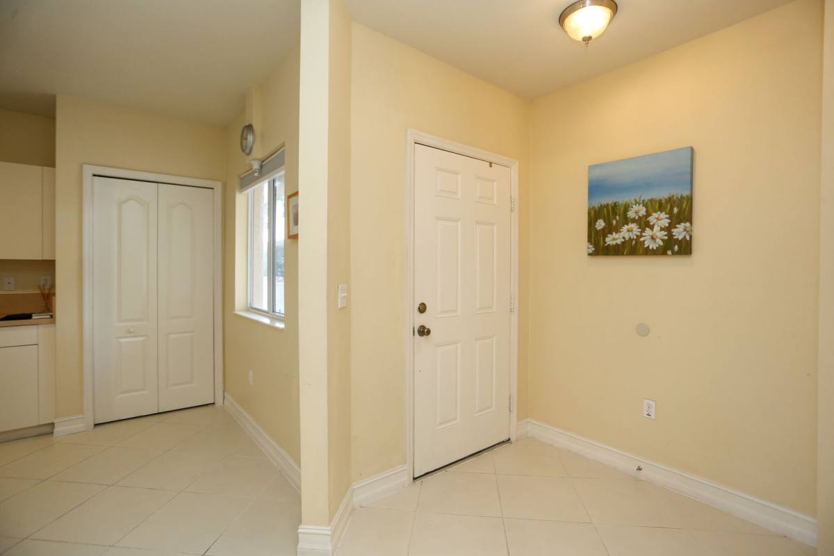 Condo for rent at 7819 Regal Heron Circle, Naples, FL 34104