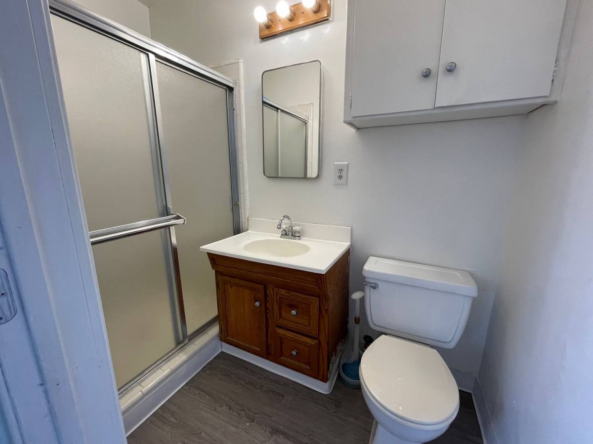 Apartment for rent at 2139 Penmar Ave, Venice, CA 90291