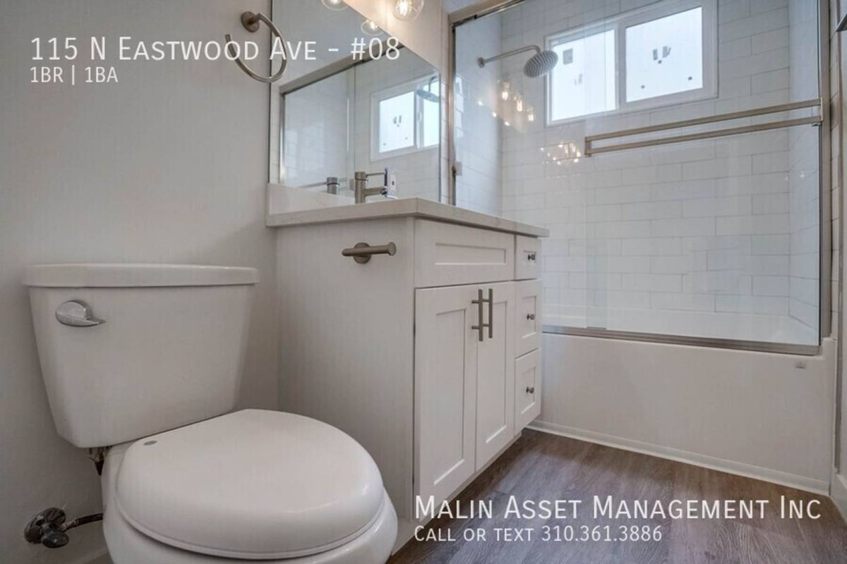 Apartment for rent at 115 N Eastwood Ave #8, Inglewood, CA 90301