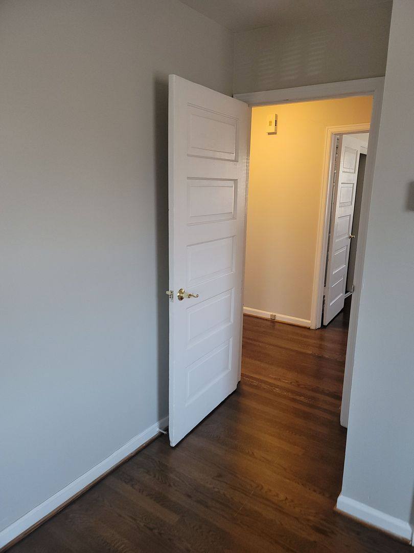 Apartment for rent at 211 College Dr, Daleville, VA 24083