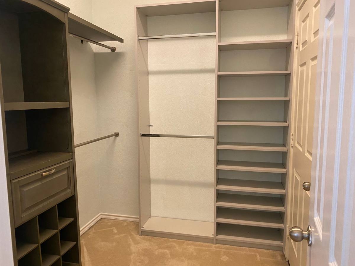 Townhouse for rent at 6819 Terra Rye, San Antonio, TX 78240