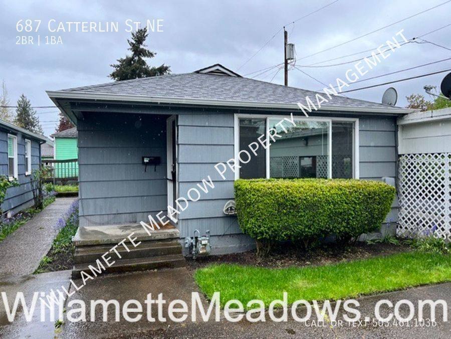 Apartment for rent at 687 Catterlin St NE, Salem, OR 97301