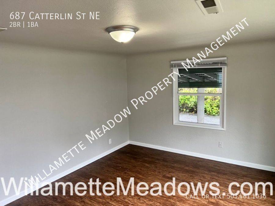 Apartment for rent at 687 Catterlin St NE, Salem, OR 97301