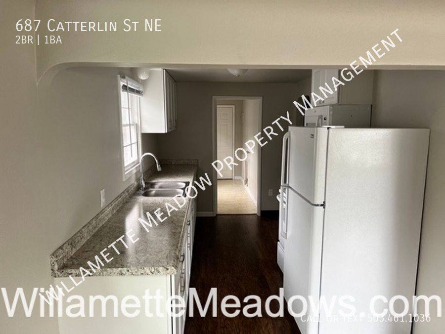 Apartment for rent at 687 Catterlin St NE, Salem, OR 97301