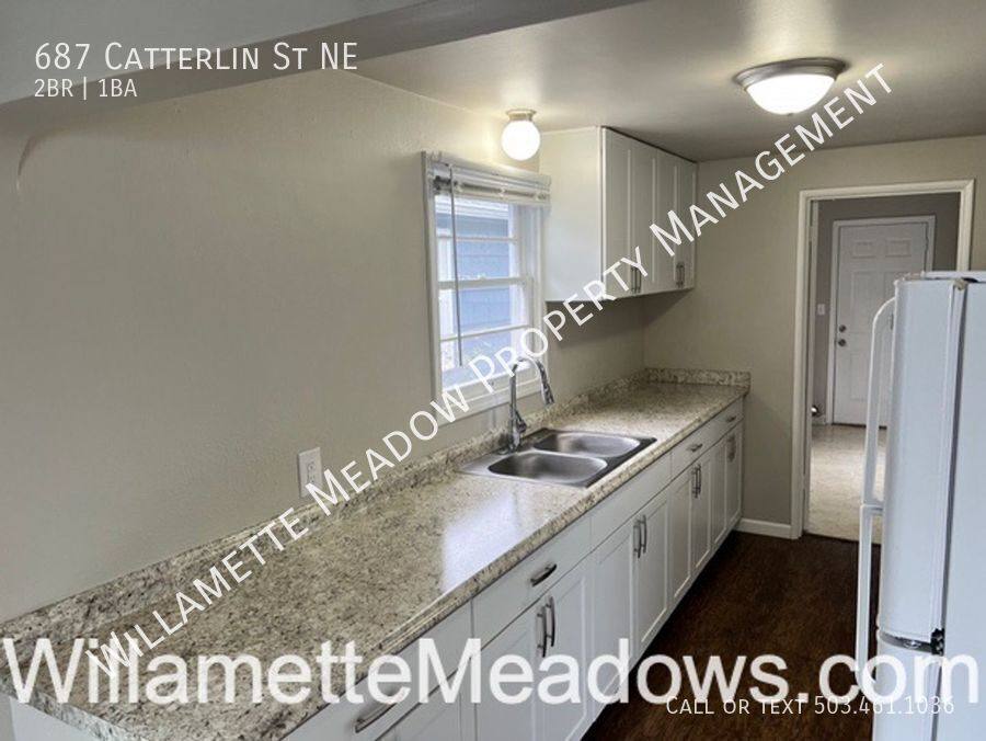 Apartment for rent at 687 Catterlin St NE, Salem, OR 97301