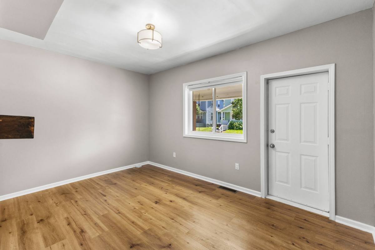 House for rent at 122 E Woodrow Ave, Columbus, OH 43207